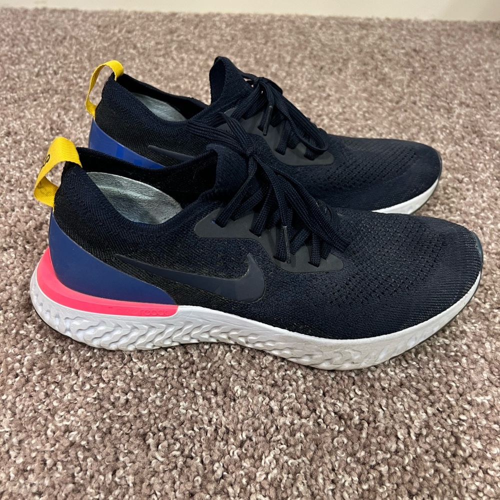 Women’s Nike Epic React Flyknit - image 2